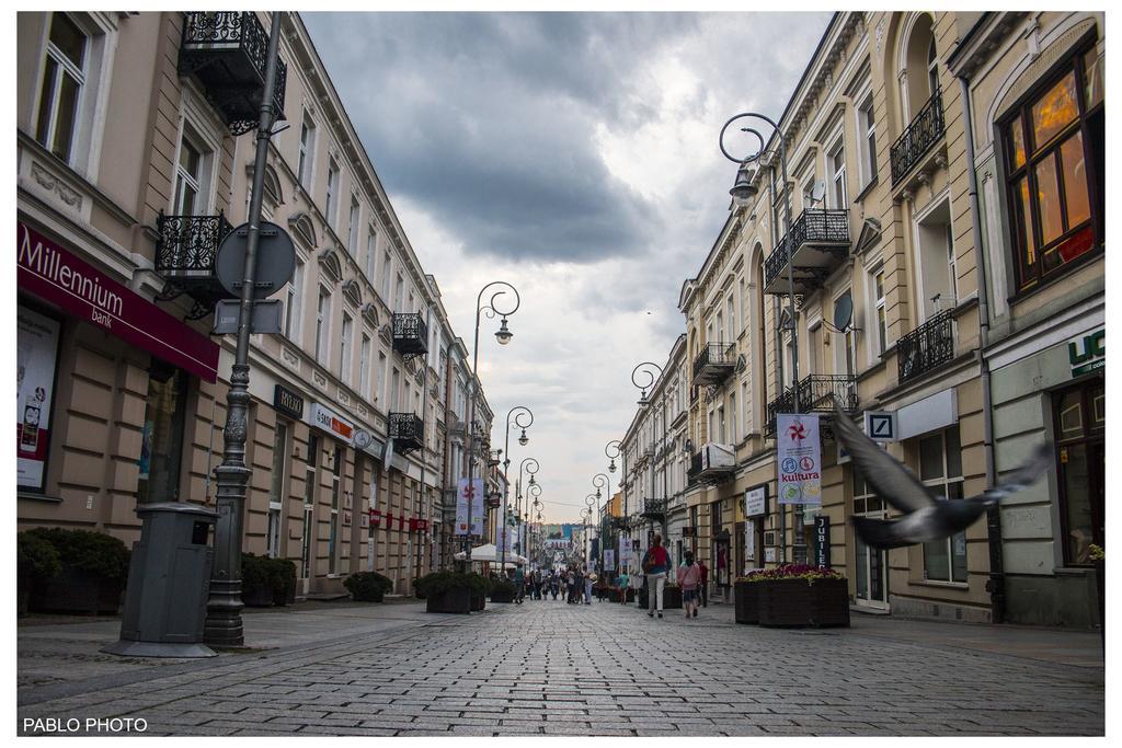 Willa Rynek Hotel Kielce Kültér fotó