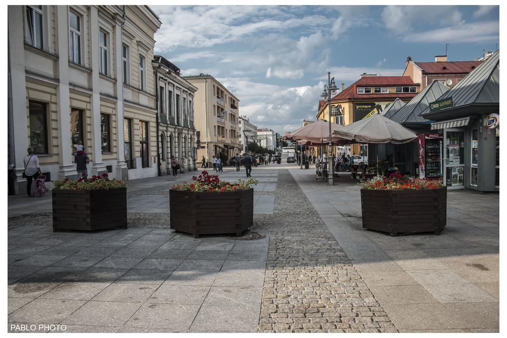 Willa Rynek Hotel Kielce Kültér fotó